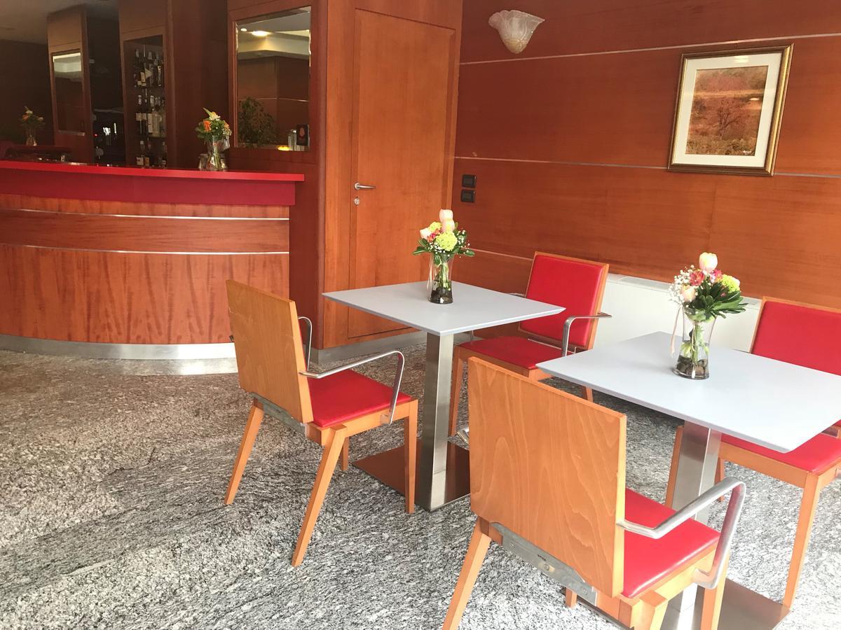 Domus Grand Hotel Ренде Экстерьер фото